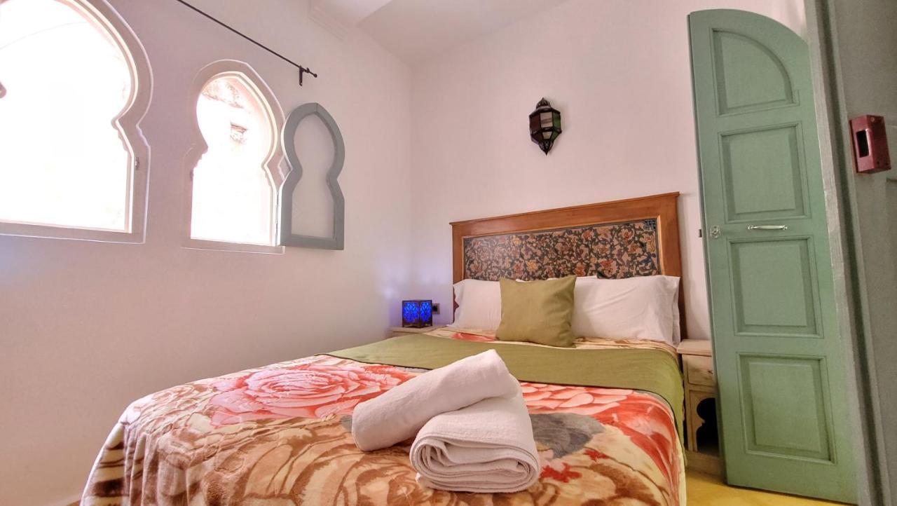 Honey Suckle Hotel Chefchaouen Buitenkant foto